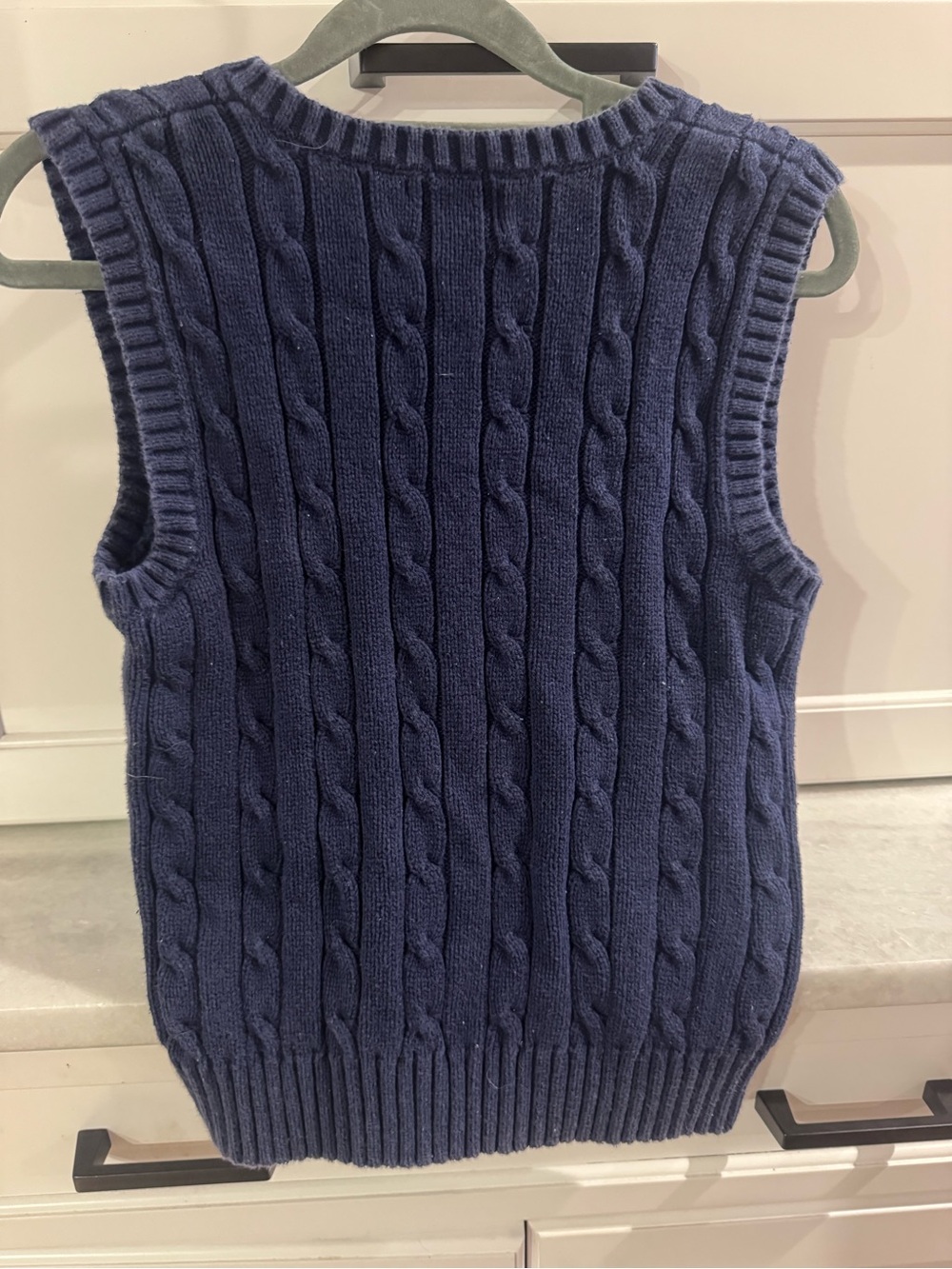 Chaps Navy Cable Knit V-Neck Sleeveless Sweater Vest - Picture 4 of 4